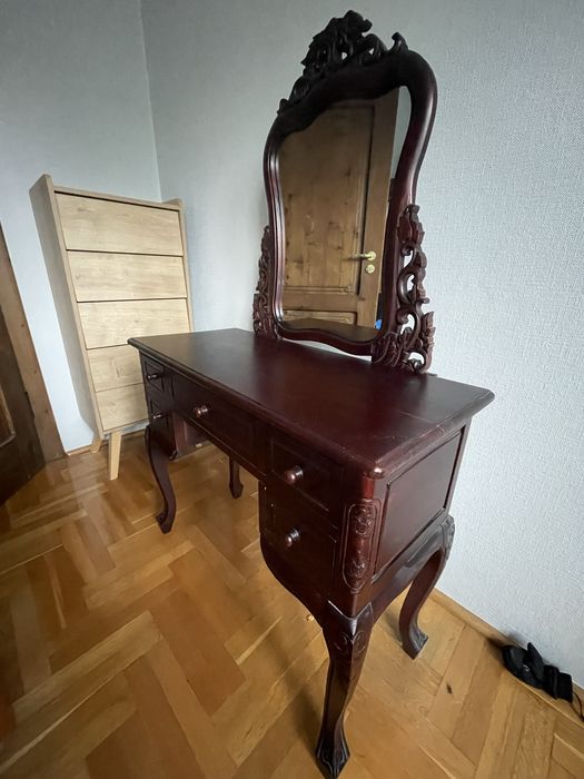 Toaletka w staryn stylu