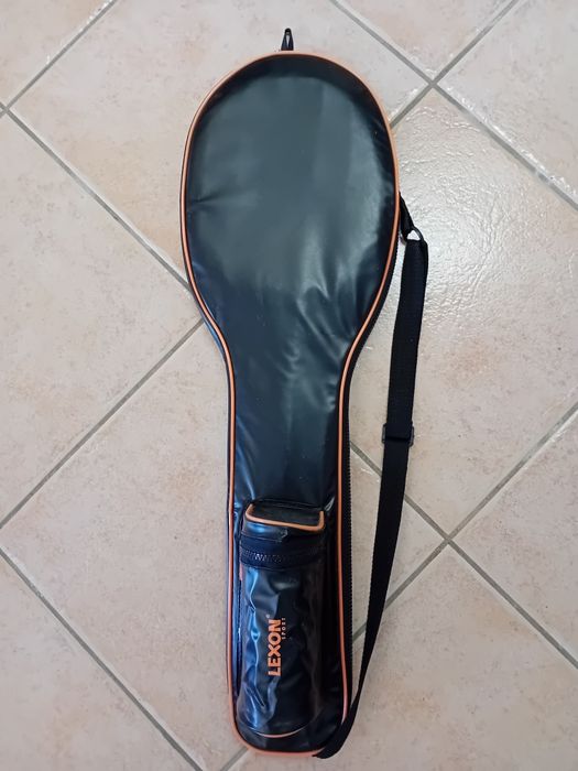 Conjunto de badminton, tudo novo a estrear.