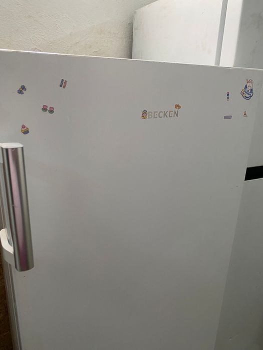 White Refrigerator512450914010408961