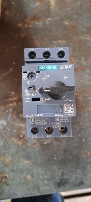 Wyłącznik silnikowy SIEMENS SIRIUS 3RV2021-4FA10