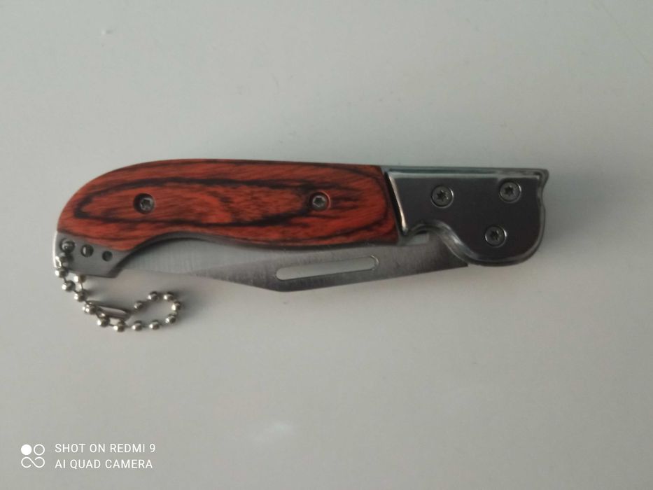 New Razor with Carrying Case