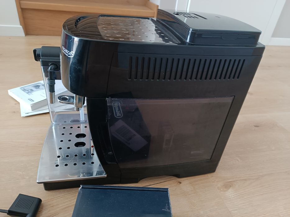 De'Longhi Magnifica S Cappuccino ECAM 22.360B
