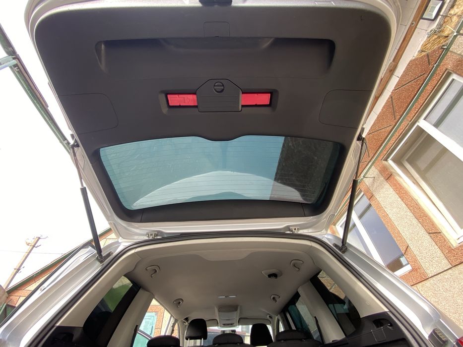 Продається Volkswagen Sharan 2011 року