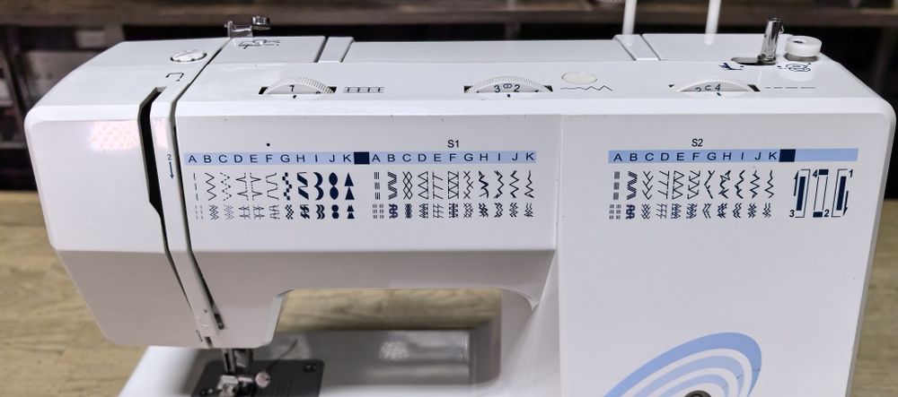 Швейна машинка Silver Crest SNM33