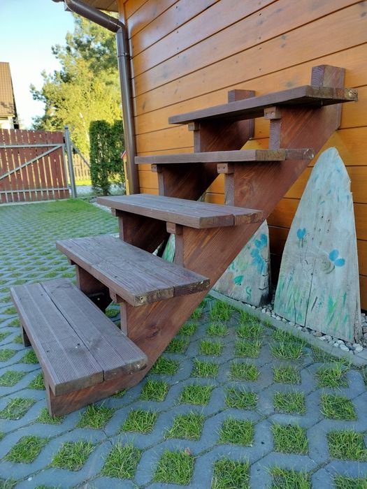 Schody drewniane zewnętrzne