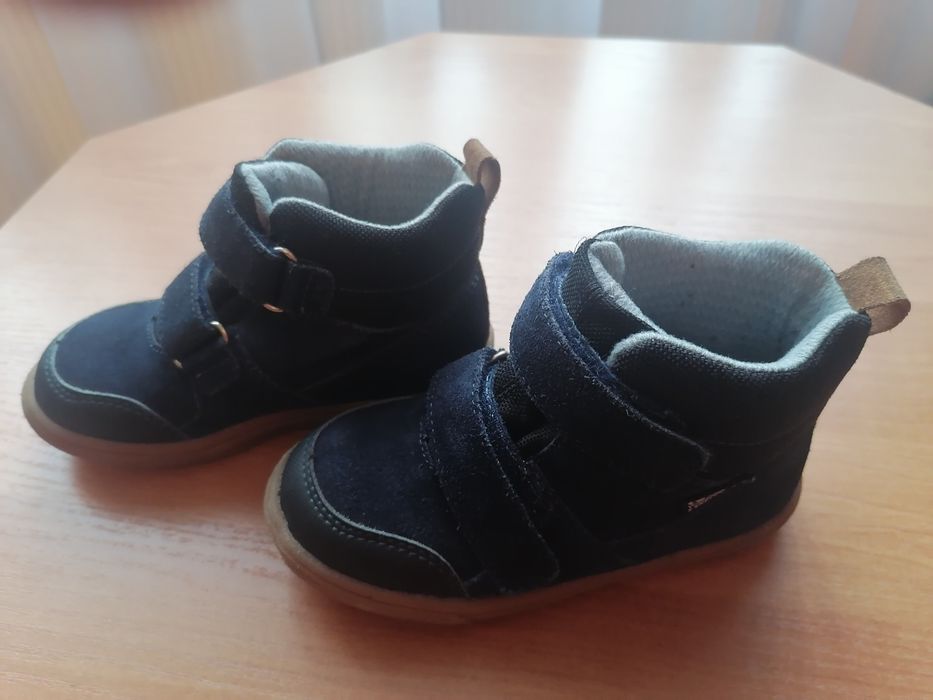 Buty przejściowe mido