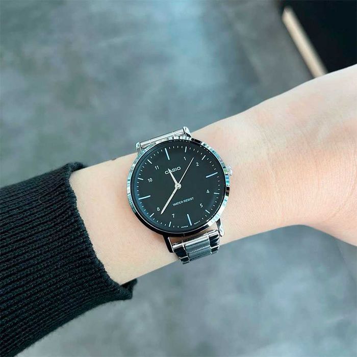 Zegarek damski CASIO LTP-VT03D-1B