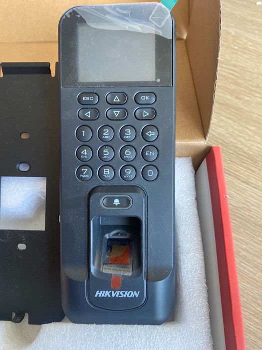 Kontroler dostępu DS-K1T804BMF Hikvision