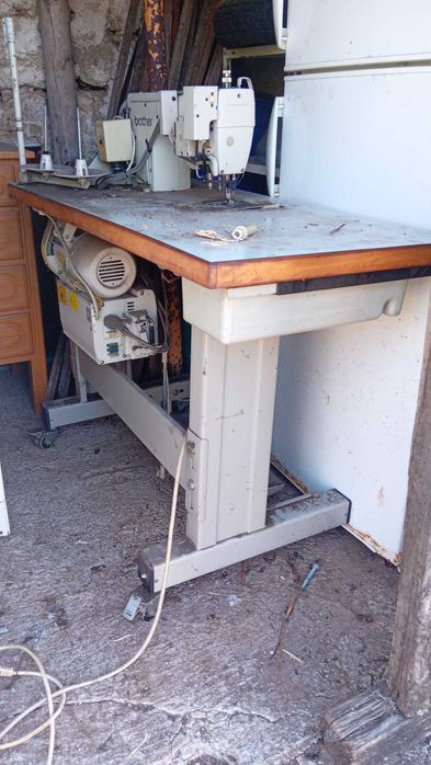Vendo máquina de costura
