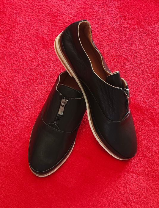 Мокасіни нові,шкіра р.40