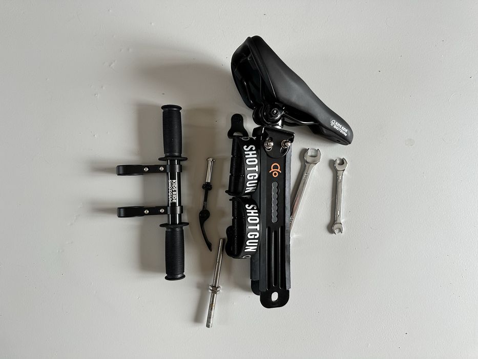 Assento kids ride shotgun - criancas 2 a 5 anos - usado 5 vezes