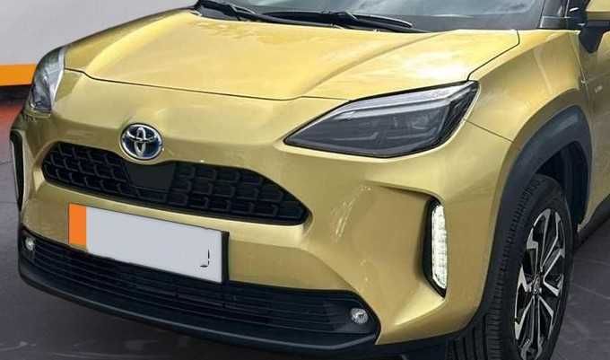 Komplet przód blacharski + pas chłodnice hybryda Toyota Yaris Cross