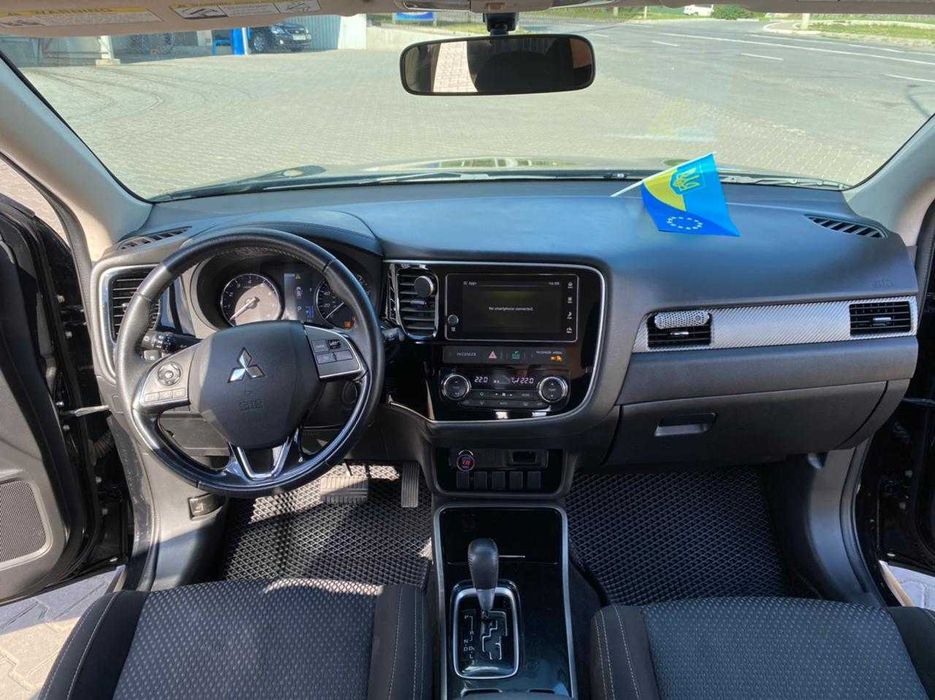 Міцубісі Аутлендер