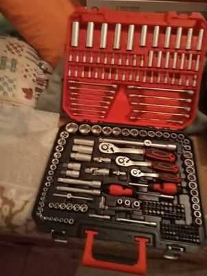 Caixas de ferramentas64285722790786121