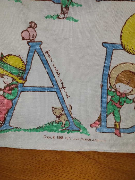 Saco antigo 1977 - Joan Walsh Anglund