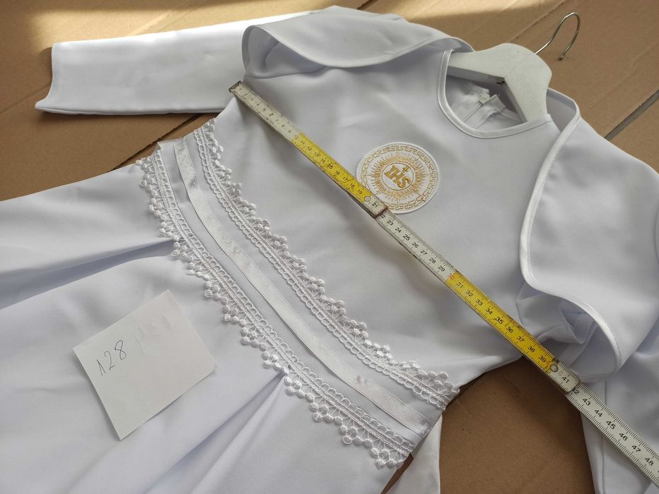 Alba komunijna dla dziewczynki 128 - pierwszy właściciel