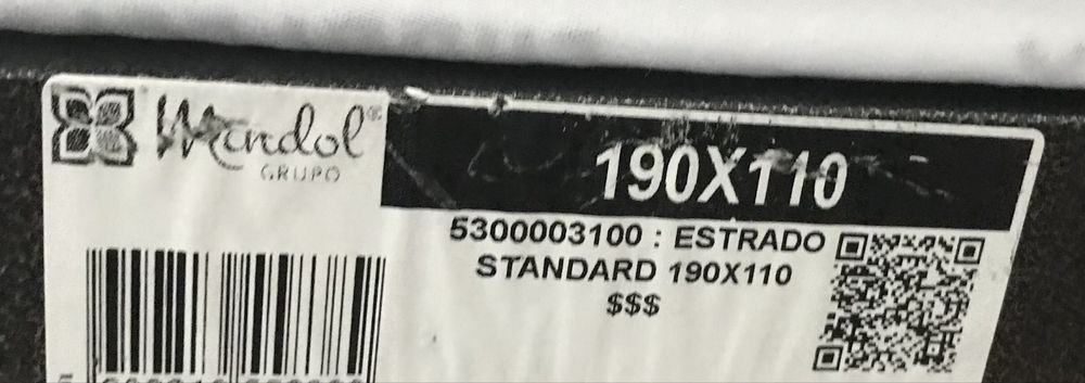 Cama dupla rosa com estrado elevatorio