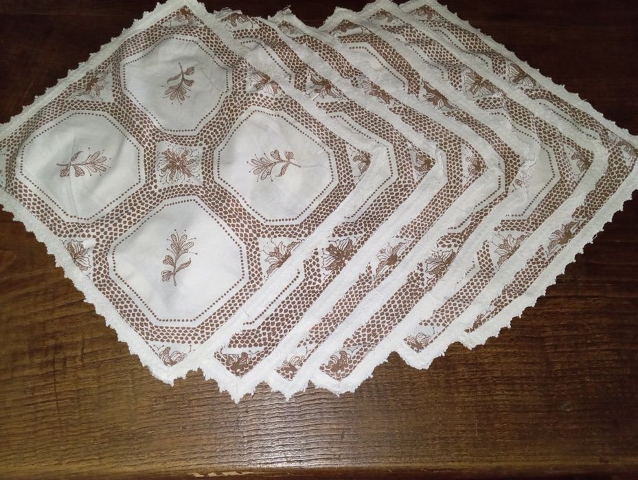 Toalha Mesa Quadrada Rendada + Panos Vintage