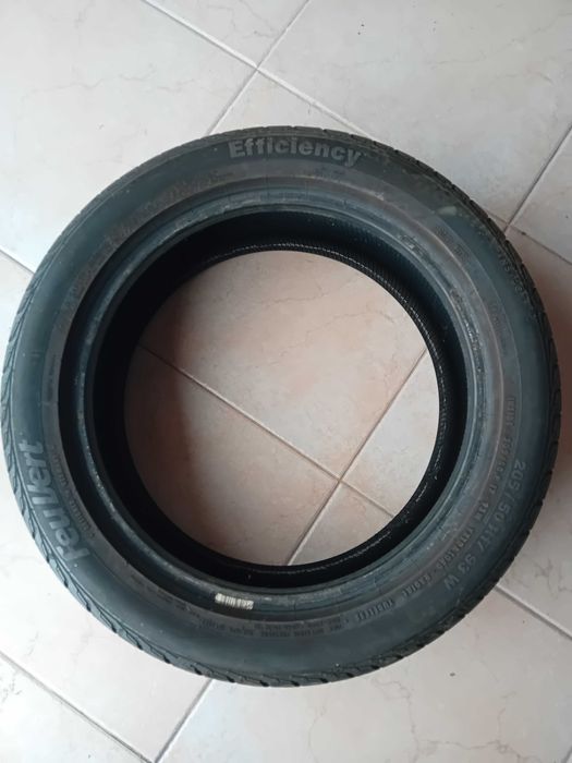 1 Pneu FeuVert efficiency 215/50R17 quase novo
