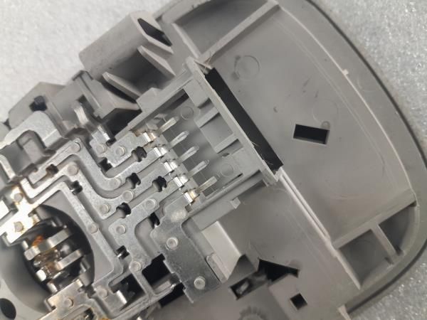 Plafonier frente VOLKSWAGEN Golf V (1K1)