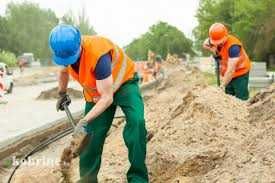 Копка ям траншеї фундаментів земляні земельные работы  демонтаж