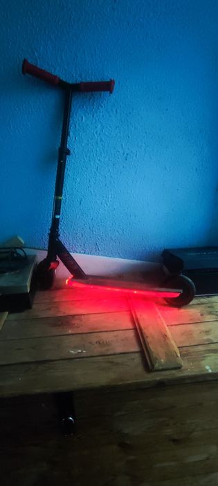 Самокат дитячий Neon