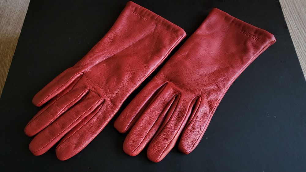 Puccini czerwone rękawiczki ferrari skóra naturalna premium
Miękka skó