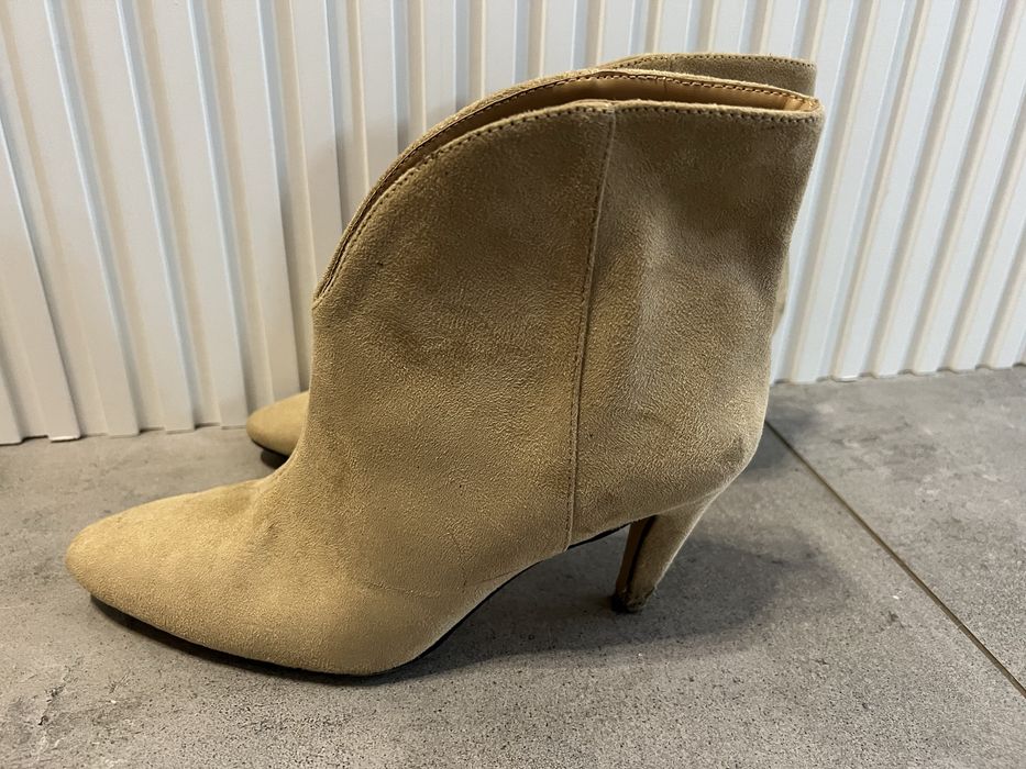 Botki  H&M bezowe 38