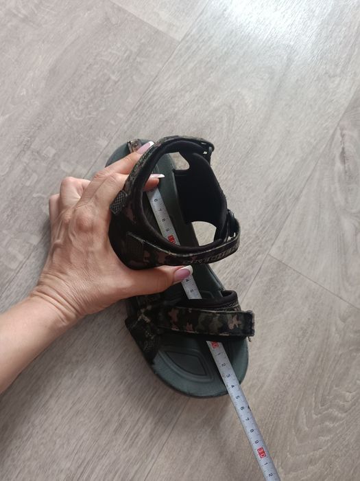 Сандалі босоніжки Sketchers, 36р