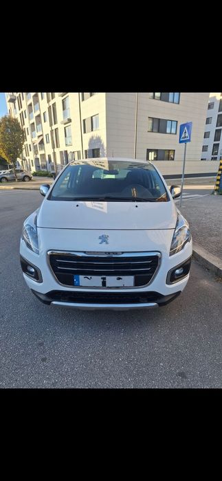 Peugeot / 3008 1.2 e-THP Style