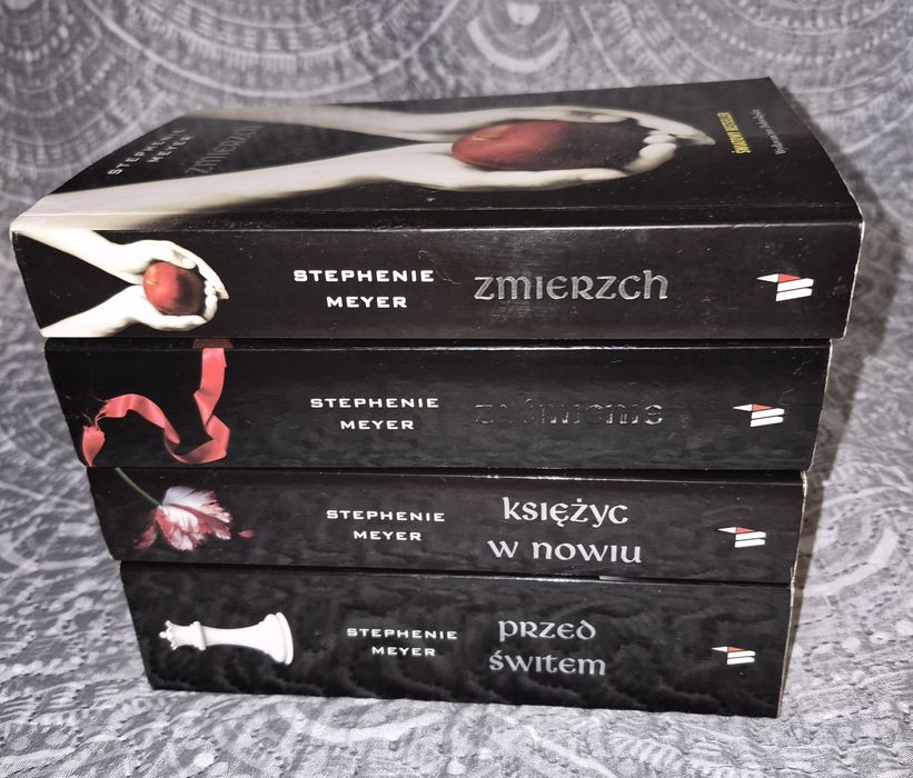 Saga Zmierzch 4 tomy