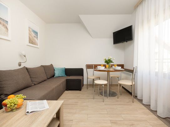 Apartamenty 2-6 os., 400 m do plaży, plac zabaw + altanka + grill