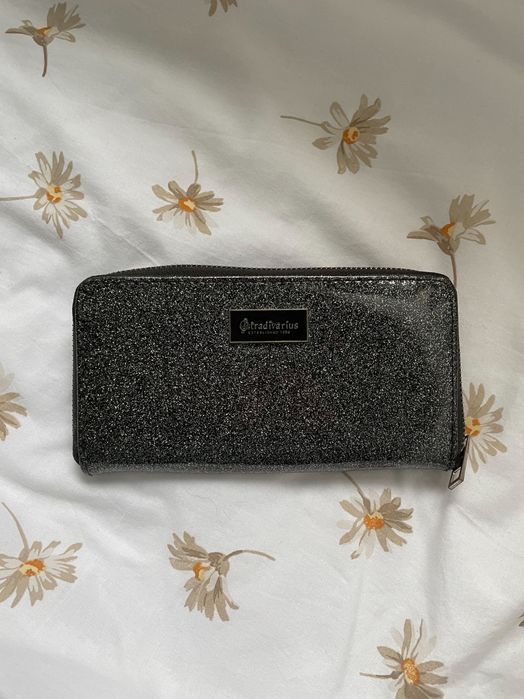 Carteira Stradivarius