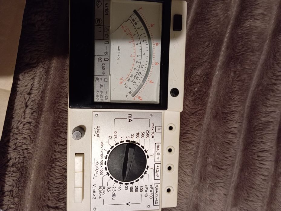 Прибор електровимірювальний