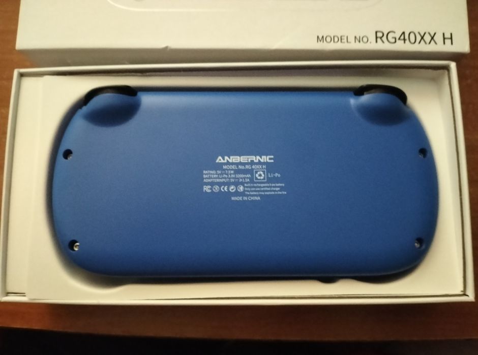 Consola Anbernic RG40XX H