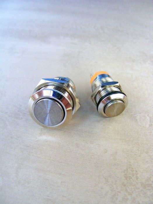 Кнопка з фіксатором 220 V кнопка вимикач з фіксацією 220 V