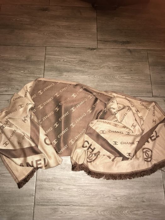 Szal chusta Chanel ogromny super stan extra prezent