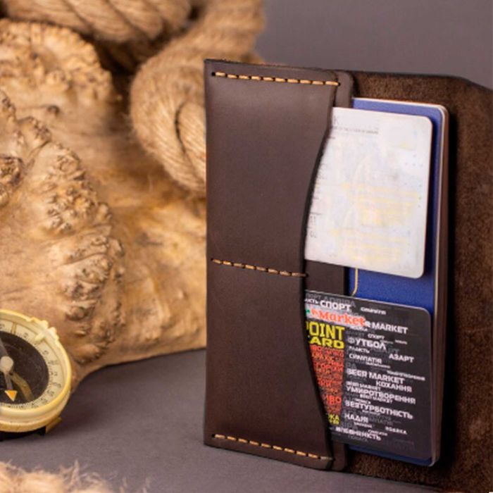 Etui na paszport z godłem z grawerem skórzane handmade