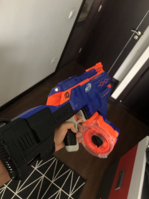 Varias Nerfs.