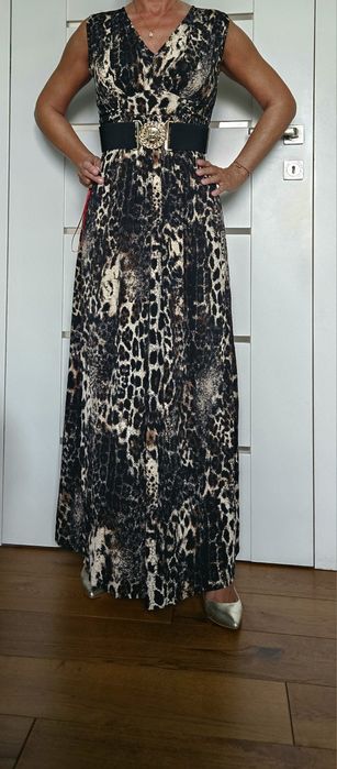 Sukienka maxi w panterkę rozmiar M/L