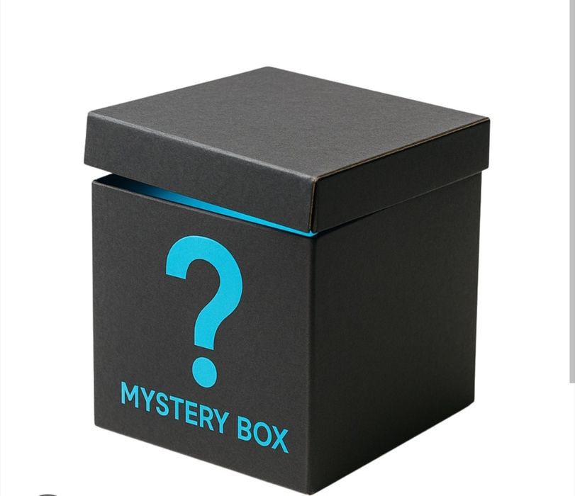 Mystery box z pluszakami