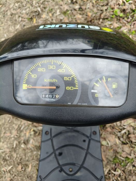 Скутер Suzuki Lets 2