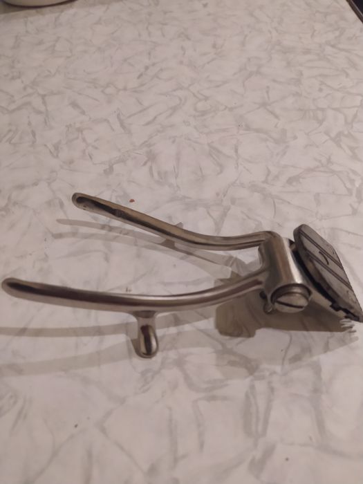 Ручная машинка для стрижки