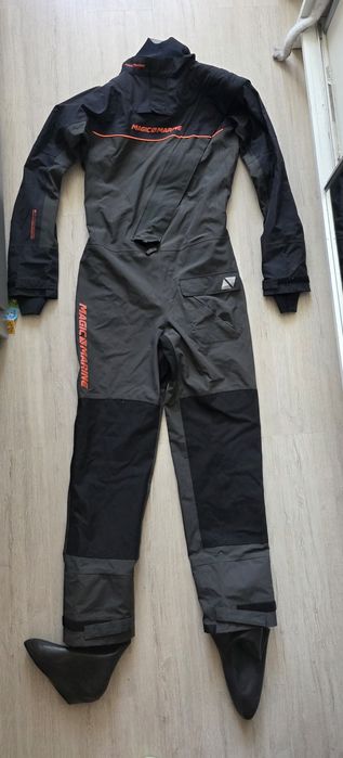 Suchy skafander sztormiak magic marine mtech 3.0 sztormiak suchar XS