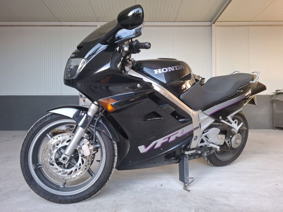 Honda VFR 750 1992 | 33.000 km | Excelente estado