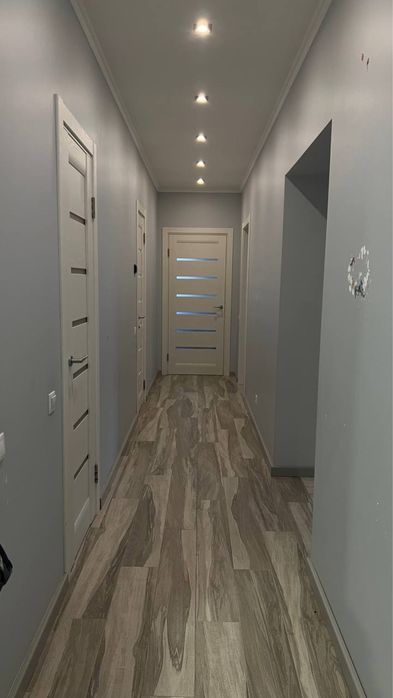 Продам 3 кімн у ЖК Чайка під Києвом з ремонтом для себе Лобановського