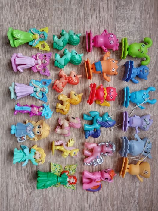 Киндер новый год, Маша, животные, принцессы, кіндери різні