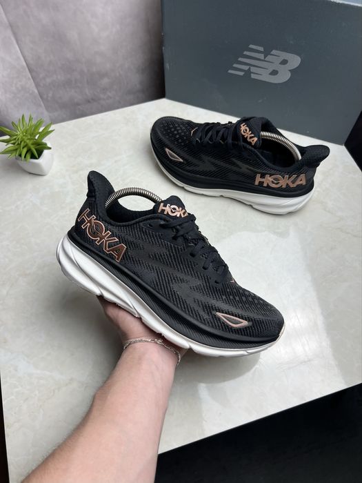 Кросівки Hoka Clifton 9 Розмір 41 Original Взуття