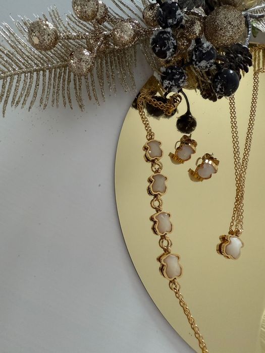 Zestaw bizuterii z motywem misiowym