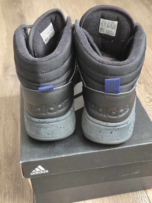 Зимові ботінки Adidas 40,5 р.